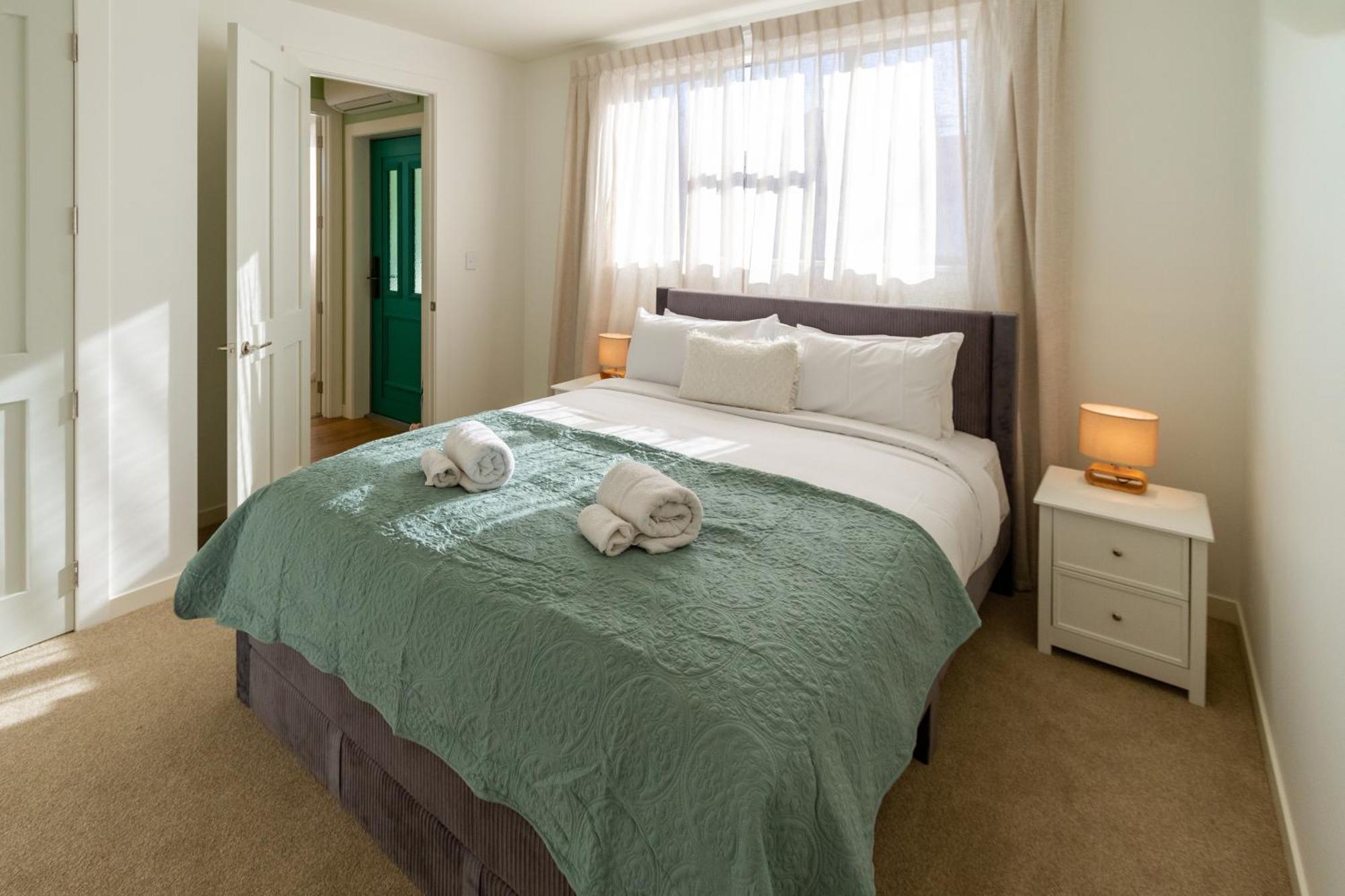 Charming 3 Bedroom Home Near Christchurch City Exterior foto