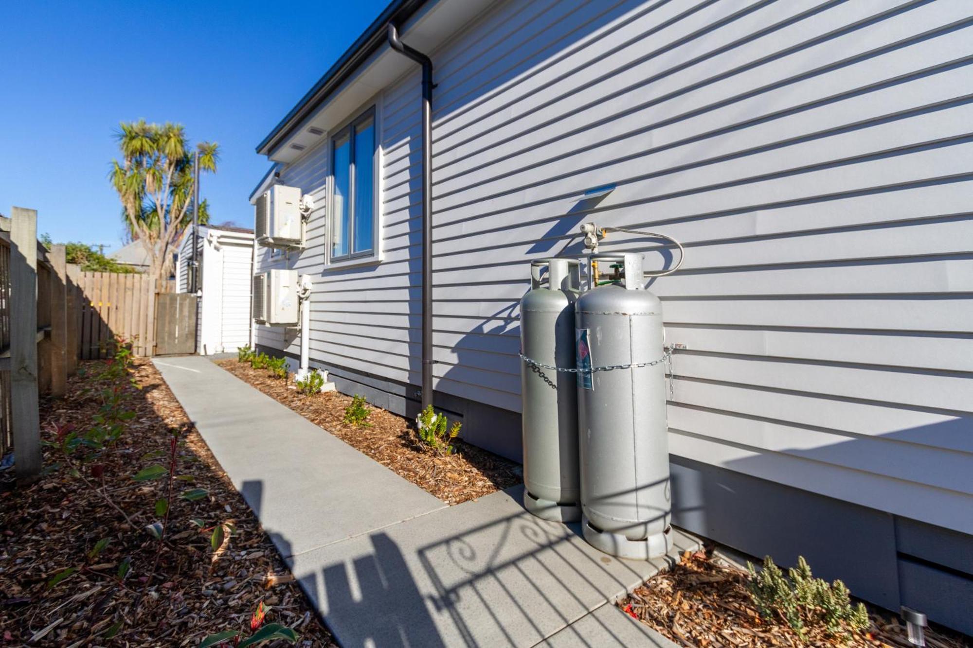 Charming 3 Bedroom Home Near Christchurch City Exterior foto
