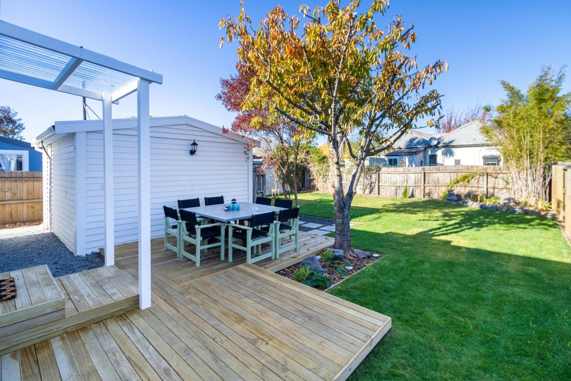 Charming 3 Bedroom Home Near Christchurch City Exterior foto